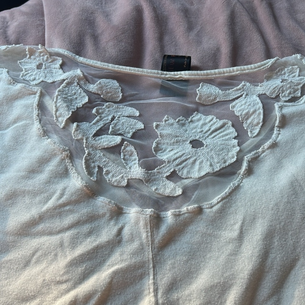 Free people New Romantics tulle and floral detail 3/4 sleeve pullover sweater - Picture 4 of 8